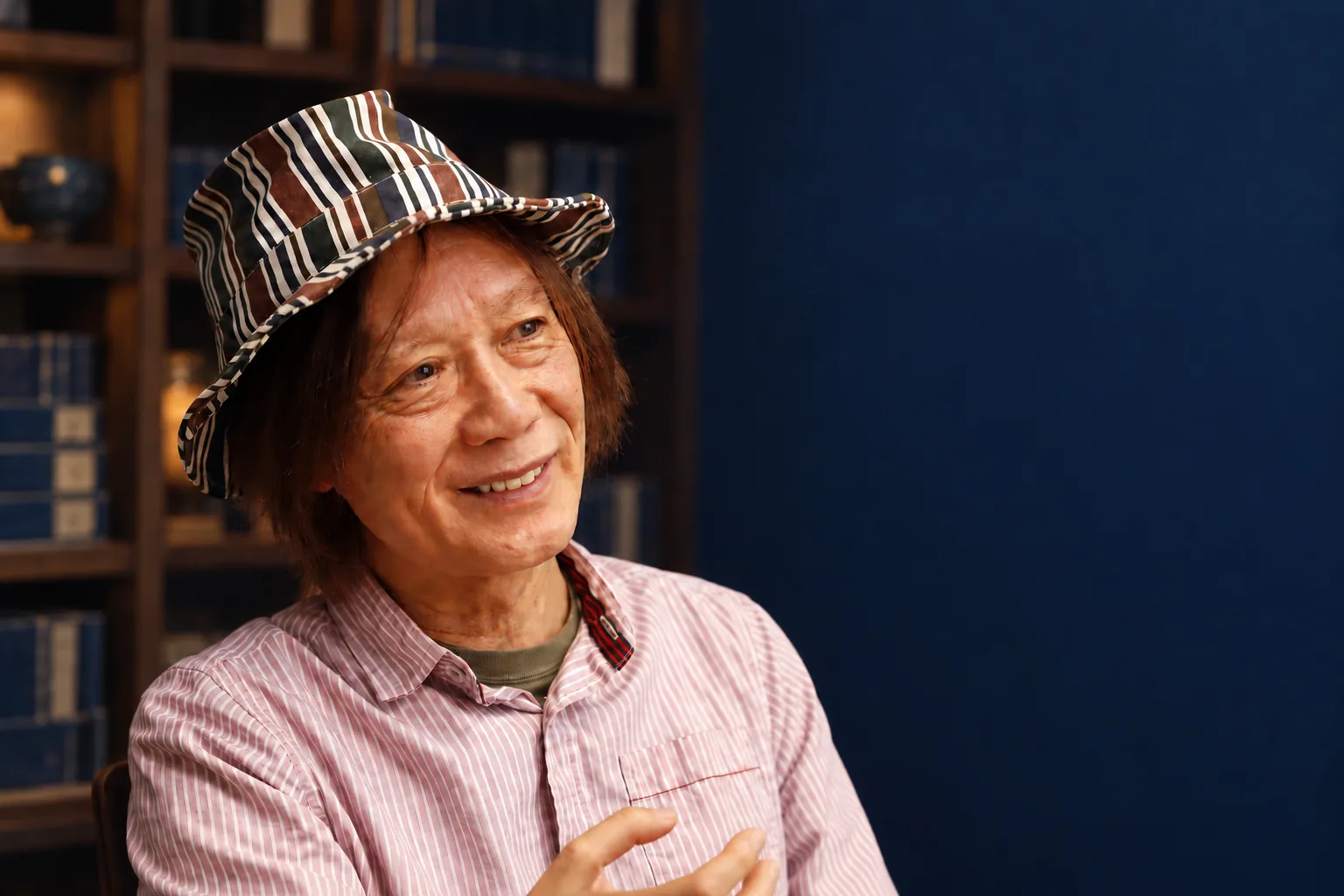 書斎で話す、三才堂をつくった金田茂樹